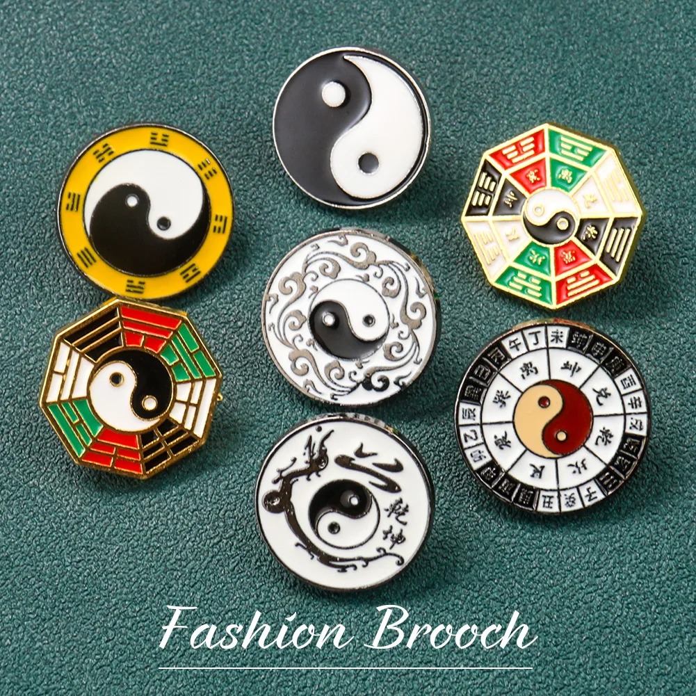 Yin Yang Symbol Metal Brooch C - Hunting Outdoor Jacket recension och pris
